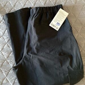 NWT Lululemon Light Utilitech Cargo Pocket HR Pant